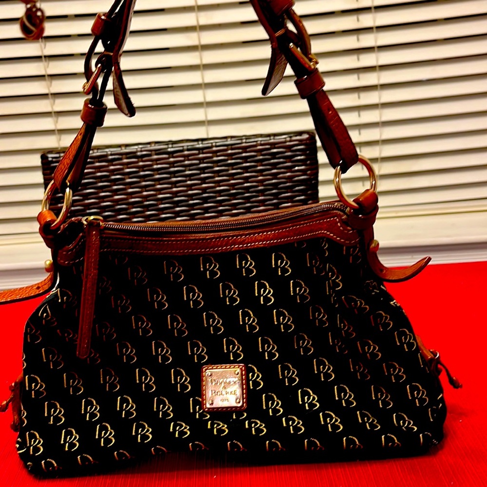 Previously Gently Used Dooney & Bourke Shoulder Bag